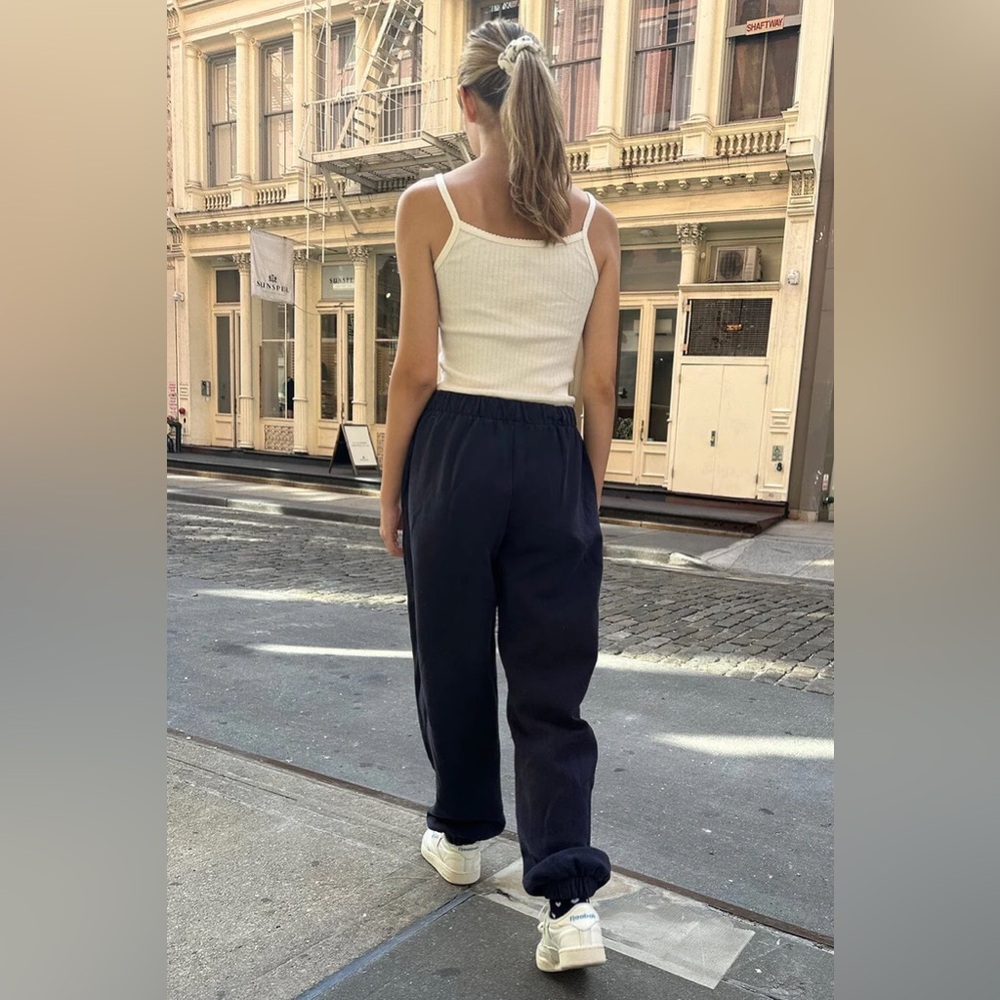 Brandy Melville Rosa sweatpants